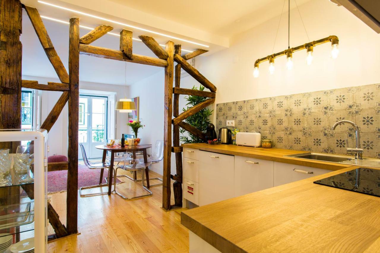 Brand New Bairro Alto Old Style Appartement *